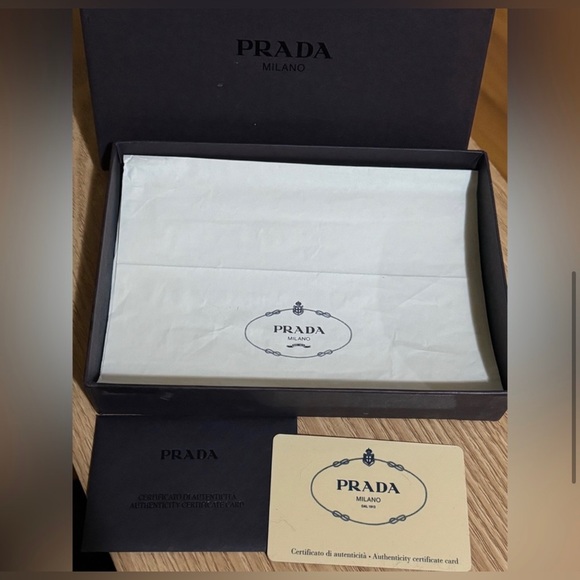 Prada Tri-fold Leather Wallet-INCLUSIVE - Picture 4 of 15